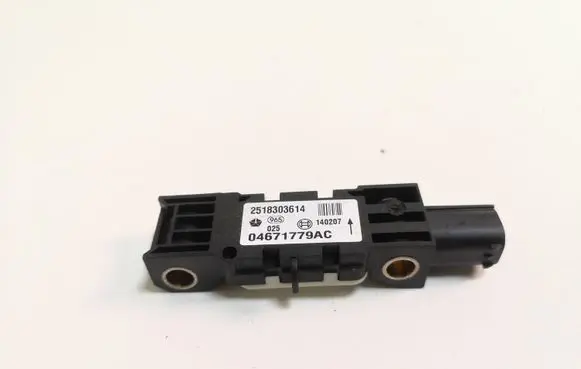 Chrysler 300 - 300C Airbag deployment crash/impact sensor 04671779AC