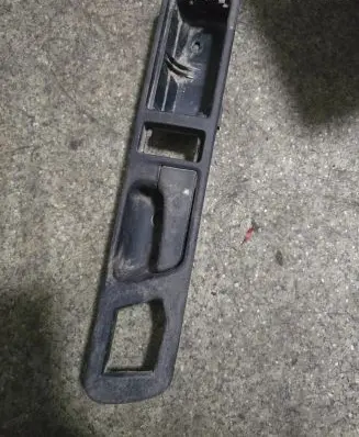 BMW 5 E34 Rear door interior handle 51228137388