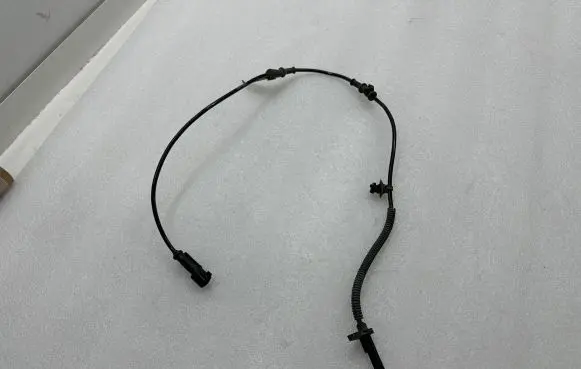 Ford Mustang VI ABS brake wheel speed sensor FR3C2C205AC 0265009584