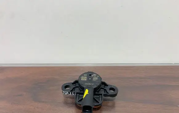Alfa Romeo Stelvio Airbag deployment crash/impact sensor 50536741