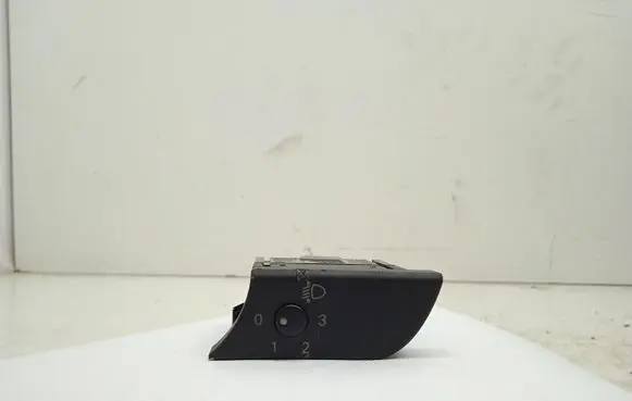 Audi A4 S4 B6 8E 8H Headlight level height control switch 8E1919094