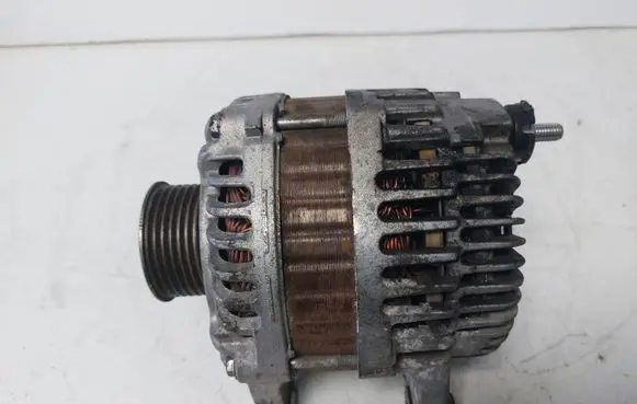 Nissan Qashqai Generator/alternator 231001HSA1