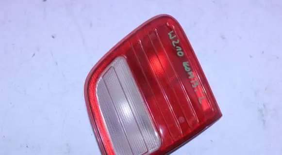 Mercedes-Benz E W210 Tailgate rear/tail lights A2108202364 198503 4516