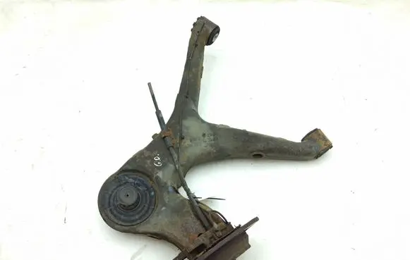 Mercedes-Benz Vito Viano W639 Rear wheel hub A6393522504 A6393523104 A6393520100