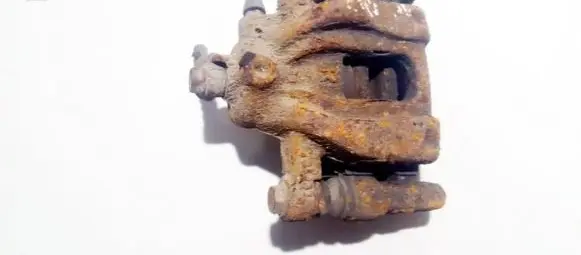 Honda CR-V Rear brake caliper