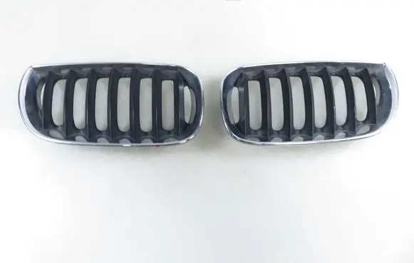 BMW X3 E83 Front grill 3414903