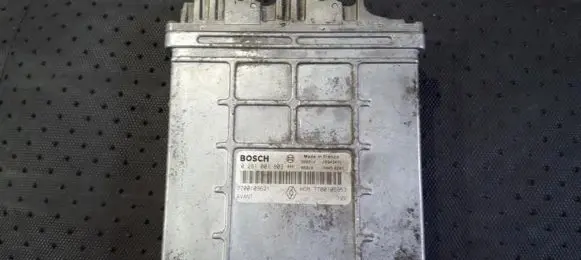 Renault Scenic I Engine control unit/module 0281001809 7700109621
