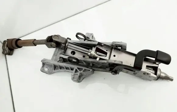 Ford Focus C-MAX Steering column universal joint 4M513C529AE 04110686 07013101145