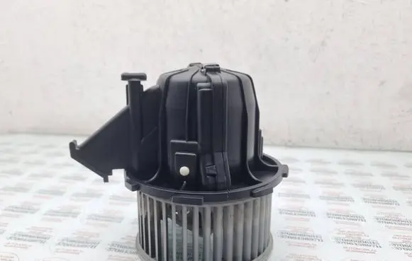Audi A4 S4 B8 8K Heater fan/blower