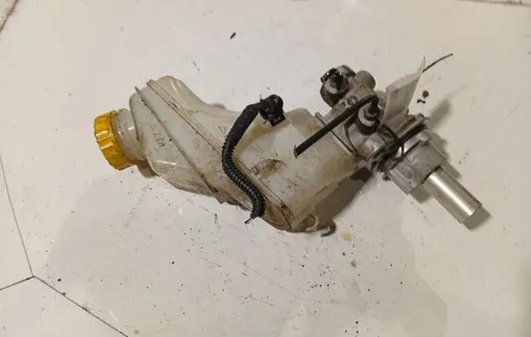 Fiat Fiorino Master brake cylinder 