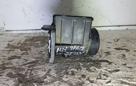 Mitsubishi Space Wagon Mass air flow meter E5T05471 455 6403