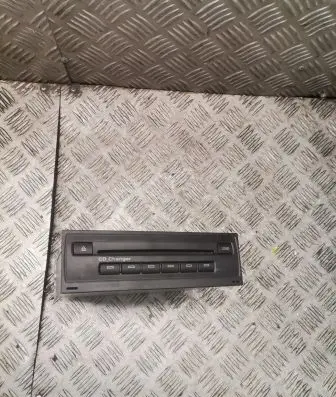 Audi A6 S6 C6 4F CD/DVD changer 4e0910110c