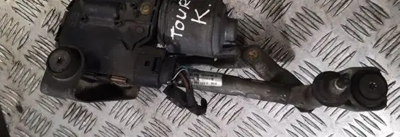 Volkswagen Touran I Wiper motor 1t0955119c