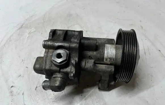 BMW X5 E70 Power steering pump LH2113703