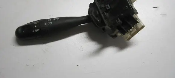 Toyota Yaris Indicator stalk 173681