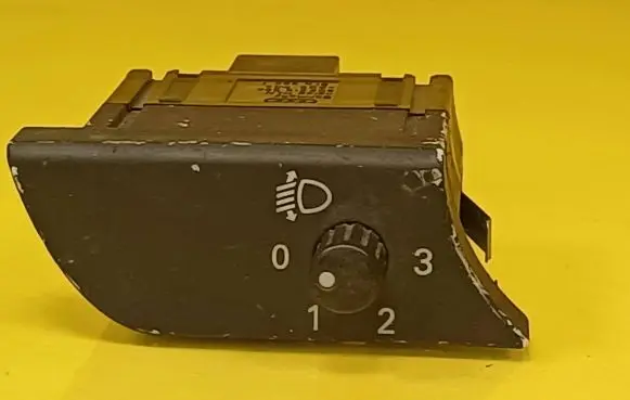 Headlight level height control switch