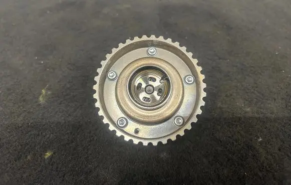Ford Fiesta Camshaft pulley/ VANOS DS7G6C524BA HU229800 24600468