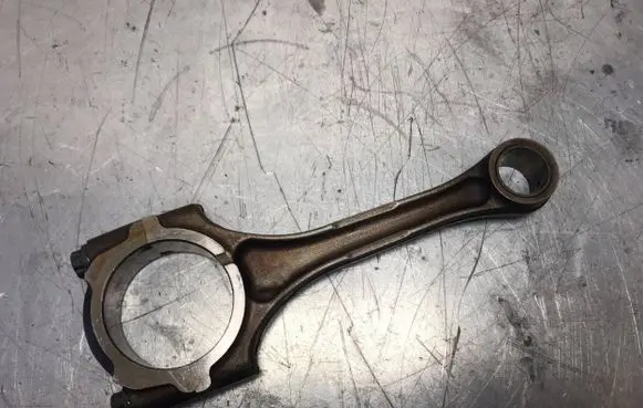 Toyota Corolla Verso AR10 Connecting rod/conrod 