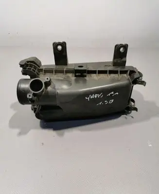 Toyota Yaris Air filter box
