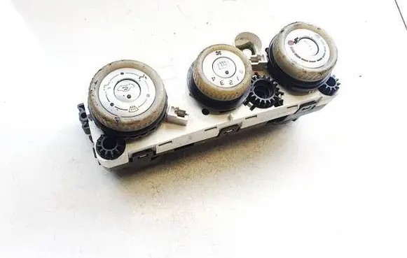 Mitsubishi Colt Climate control unit 69657032 69667016