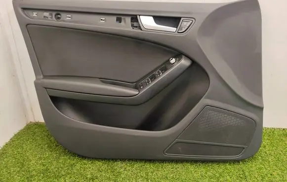 Audi A5 Sportback 8TA Front door card panel trim 8T8867105