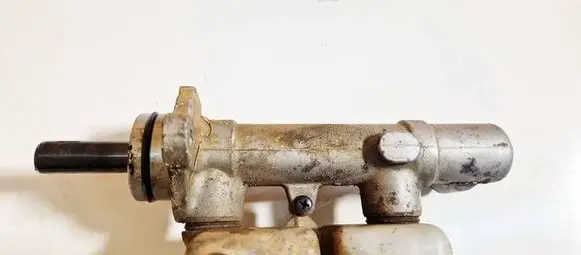 KIA Ceed Master brake cylinder