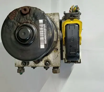 Peugeot 207 CC ABS Pump 9662295880 10096011873 10039929754