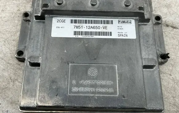 Ford C-MAX I Engine control unit/module 7M5112A650VE