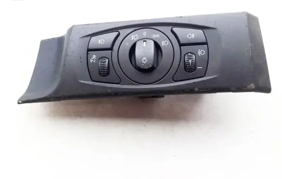 BMW 5 E60 E61 Light switch 692525102 6953739