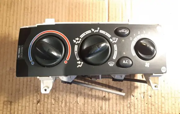 Renault Scenic I Climate control unit 658324B 101750