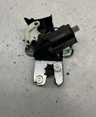 Audi A8 S8 D3 4E Tailgate/trunk/boot lock/catch/latch 4F5827505D