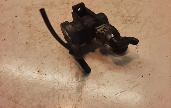 Opel Zafira A Turbo solenoid valve 09128022