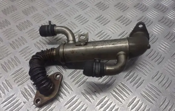 Skoda Fabia Mk1 (6Y) EGR valve cooler 045131513