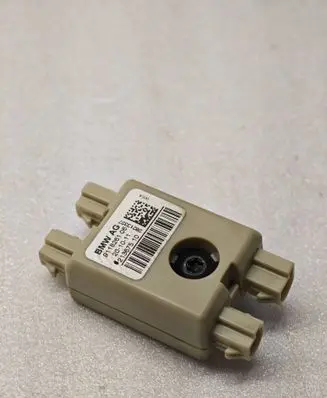BMW 7 F01 F02 F03 F04 Aerial antenna amplifier 9118261 201011 21367510
