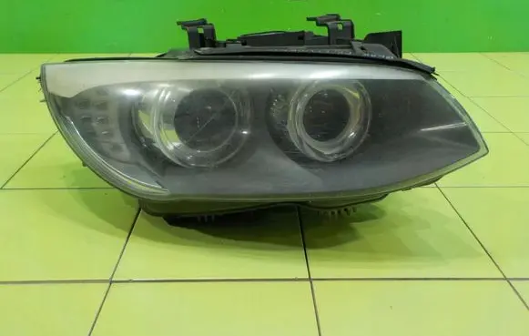 BMW 3 E92 E93 Headlight/headlamp 723993006