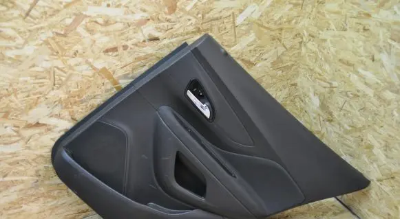 Opel Mokka X Rear door card panel trim 424578738