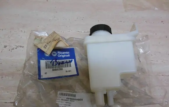 Fiat Marea Clutch fluid reservoir/tank 46480669