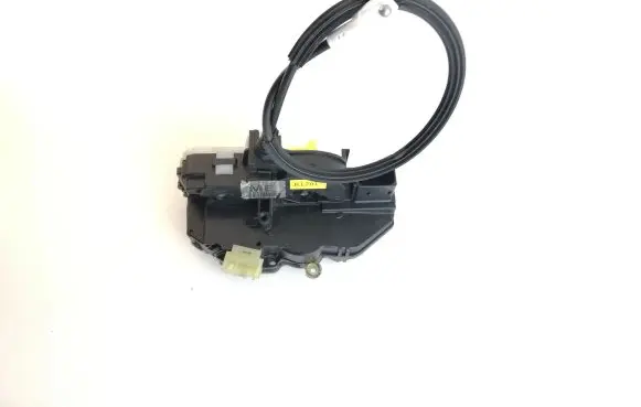 Opel Insignia A Front door lock 13503797 KL701
