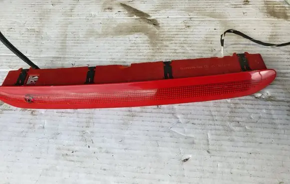 Volkswagen Golf V Third/center stoplight 5K0945087D
