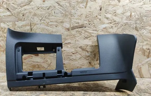 Volkswagen Golf VII Dashboard lower bottom trim panel 5G1858367