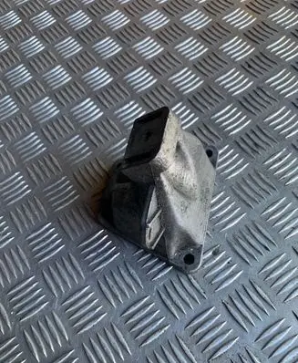 Audi A6 S6 C5 4B Engine mounting bracket 4B0199308