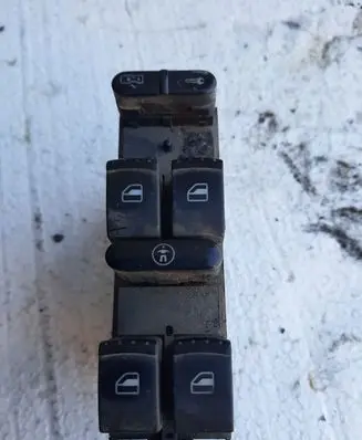 Volkswagen PASSAT B5 Electric window control switch 3B4959793