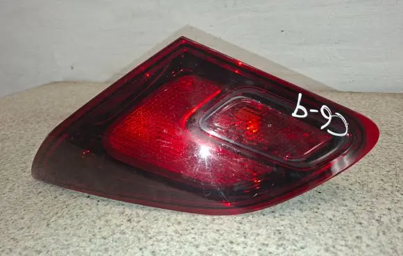 Opel Astra J Tailgate rear/tail lights 216402