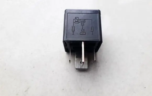 Volvo S60 Other relay 9441158 V23134-J52-X346