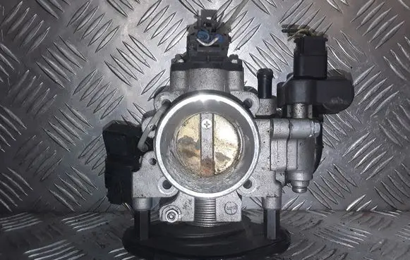 Hyundai i10 Throttle valve 3510003000