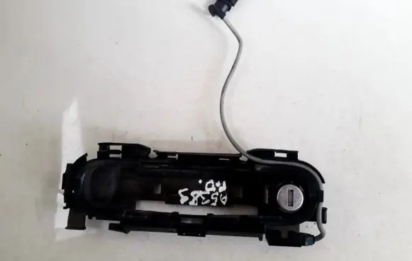 Audi A3 S3 8L Front door lock (next to the handle) 8L4837064A