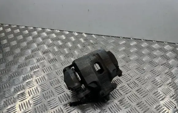 KIA Sportage Front brake caliper