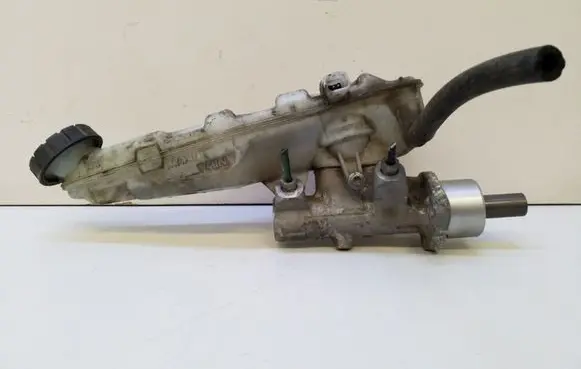 Renault Clio III Master brake cylinder 8200129957