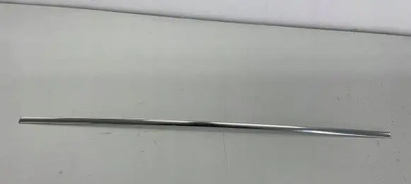 Windshield/front glass wiper blade