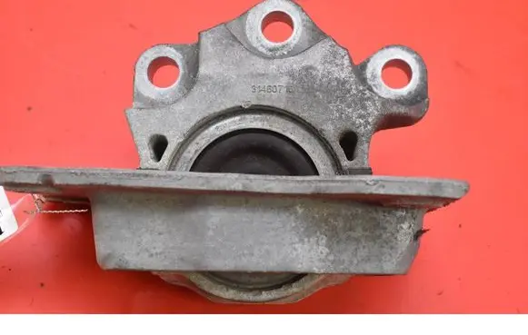 Volvo S90, V90 Engine mount vacuum valve 31460716